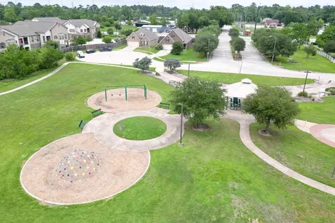 View/Area - 4039 Mossy Spring Ln, Spring, TX 77388 photo 3 of 8