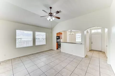 Living - 4039 Mossy Spring Ln, Spring, TX 77388 photo 2 of 4