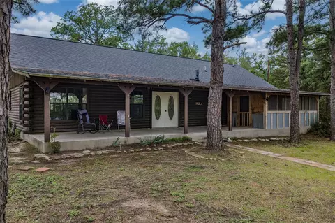 1555 Wildwood Rd, Ledbetter, TX 78946