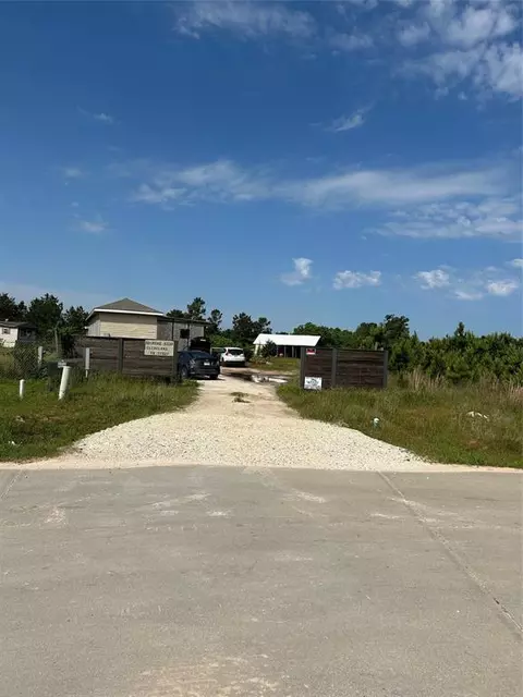 301 Road 5232, Cleveland, TX 77327