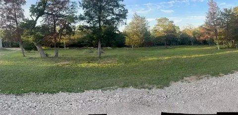 515 Berry Ln, Somerville, TX 77879