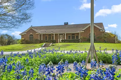 423 Jane St, East Bernard, TX 77435