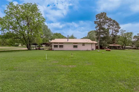 Exterior - 151 Moon Lake Dr, Trinity, TX 75862 photo 9 of 10