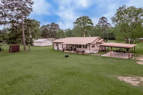 151 Moon Lake Dr, Trinity, TX 75862