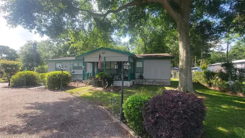 17822 Shaw Cir, Conroe, TX 77302