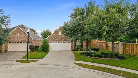 19323 Hamilton Hills Dr, Cypress, TX 77433