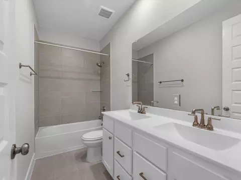 Bath - 22626 Ruby Forest Rd, Tomball, TX 77377 photo 4 of 4