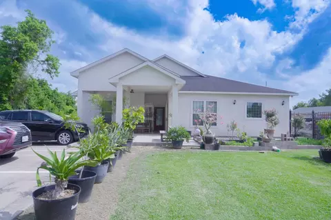 3243 Essie Rd, Houston, TX 77086