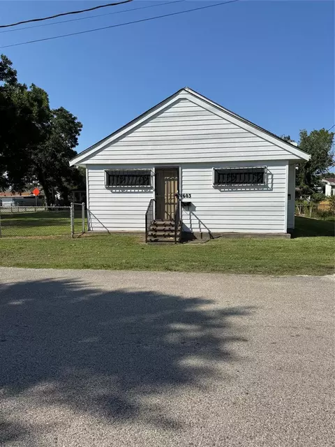 1603 Campbell St, Houston, TX 77009