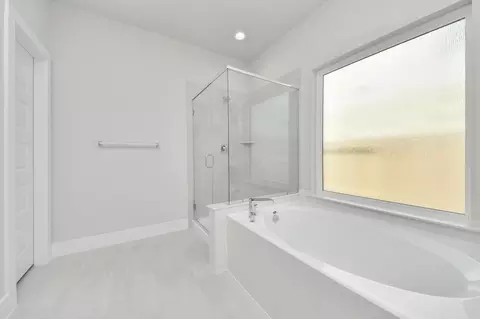Bath - 3107 Native Spring Dr, Spring, TX 77373 photo 4 of 6