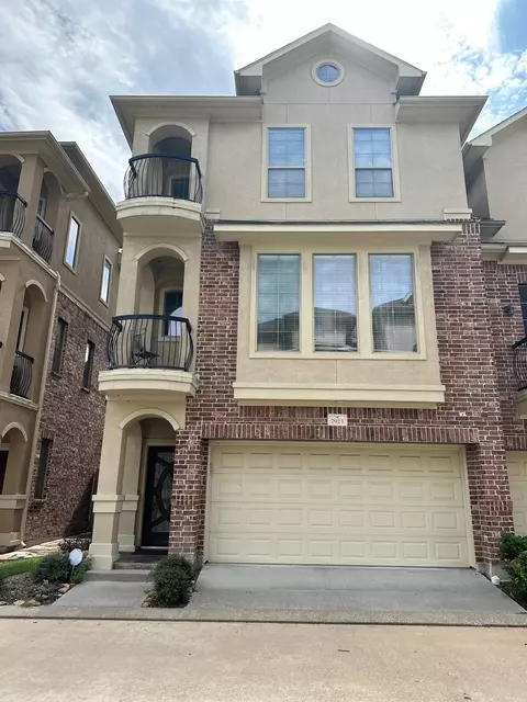 7923 Ouray Dr, Houston, TX 77040