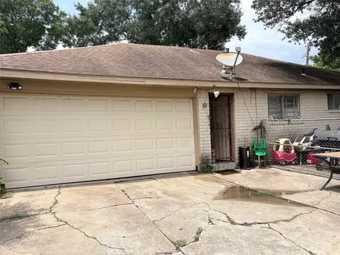 9127 Martin Luther King Blvd, Houston, TX 77033