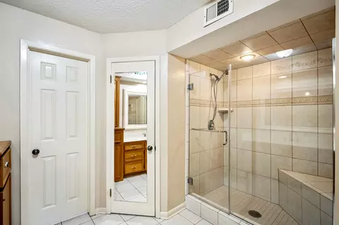 Bath - 16606 Brendon Ct, Spring, TX 77379 photo 3 of 4