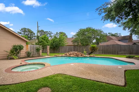 Exterior - 16606 Brendon Ct, Spring, TX 77379 photo 8 of 9
