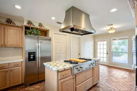 Kitchen - 16606 Brendon Ct, Spring, TX 77379 photo 3 of 4