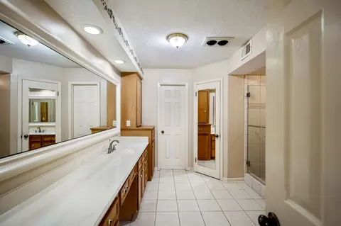 Bath - 16606 Brendon Ct, Spring, TX 77379 photo 2 of 4