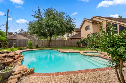 Exterior - 16606 Brendon Ct, Spring, TX 77379 photo 7 of 9