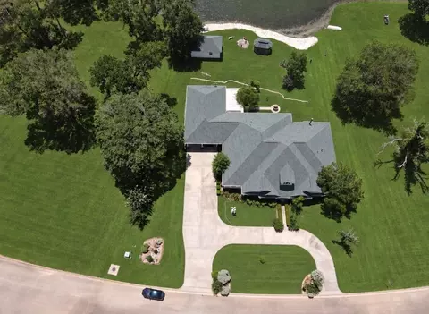 View/Area - 305 Brassie Dr, Hempstead, TX 77445 photo 1 of 5