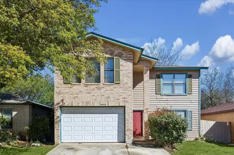9923 Misty Plain Dr, San Antonio, TX 78245