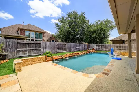 16814 Kilgarth Dr, Richmond, TX 77407