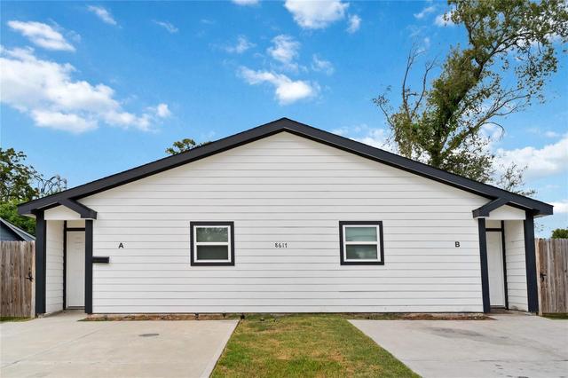8617 Clarington St, Houston, TX 77016