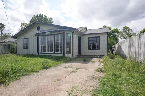 4815 Sayers St, Houston, TX 77026