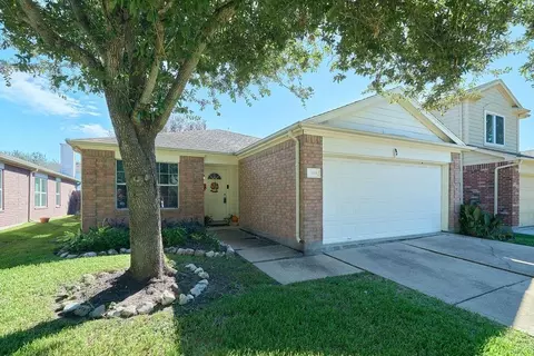 5934 Spring Sunrise Dr, Richmond, TX 77407