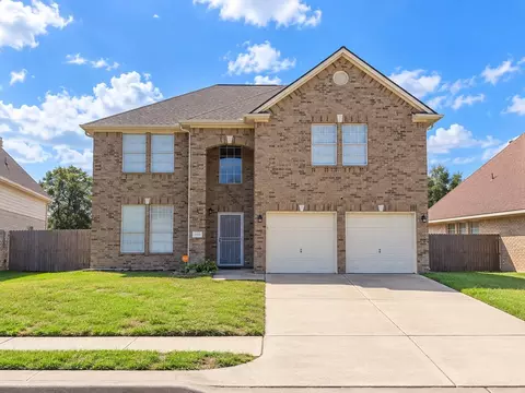 9506 Almeda Pines Dr, Houston, TX 77075
