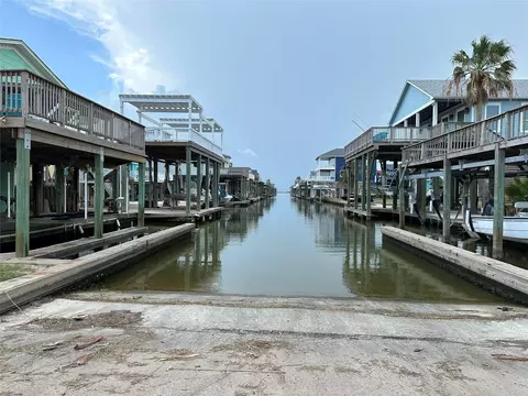 0 Fathom Dr, Freeport, TX 77541