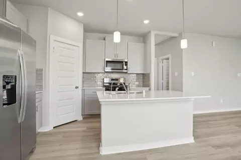 5710 Adamite Way, Houston, TX 77048