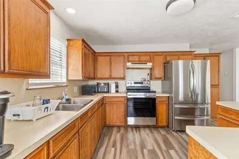 Kitchen - 159 Yacht Cir, Trinity, TX 75862 photo 1 of 2