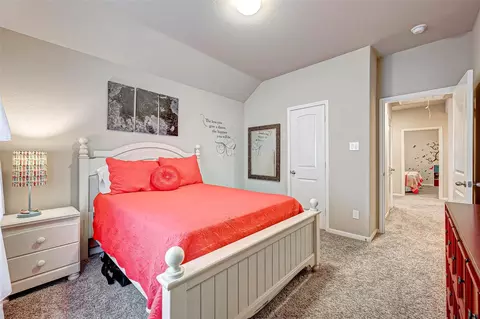 Bedroom - 5614 Glenfield Spring Ln, Spring, TX 77389 photo 5 of 7