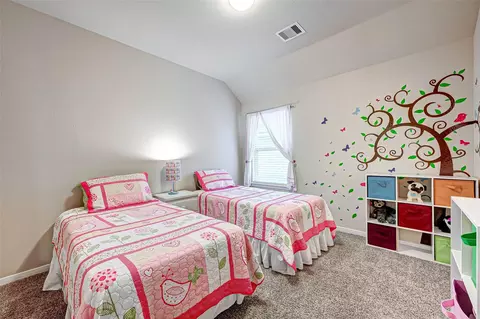 Bedroom - 5614 Glenfield Spring Ln, Spring, TX 77389 photo 3 of 7