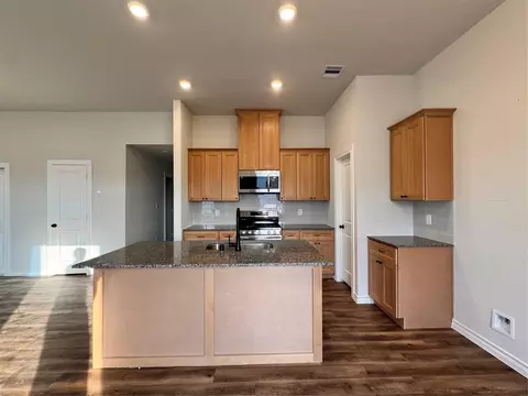 Kitchen - 25740 John Wayne Rd, Splendora, TX 77372 photo 3 of 5