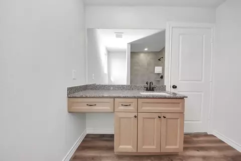 Bath - 25740 John Wayne Rd, Splendora, TX 77372 photo 5 of 8