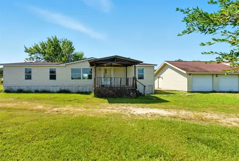 128 Hill Top Ln, Huntsville, TX 77320