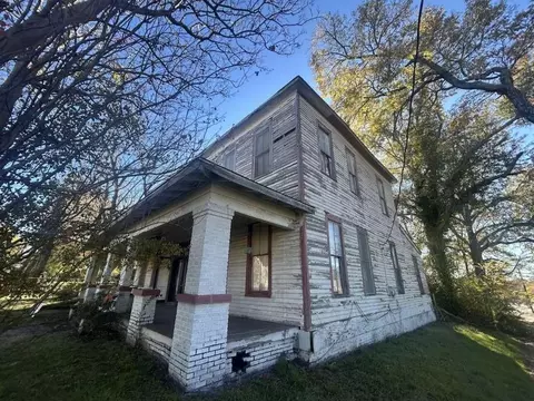 500 E Austin St, Marshall, TX 75670