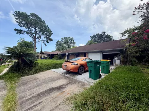 1845 El Mar Ln, Seabrook, TX 77586