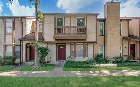 12500 Brookglade Cir #166, Houston, TX 77099