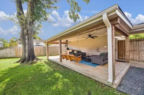 Exterior - 4027 Rolling Terrace Dr, Spring, TX 77388 photo 6 of 11