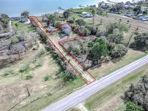 9898 Tri City Beach Rd, Baytown, TX 77523