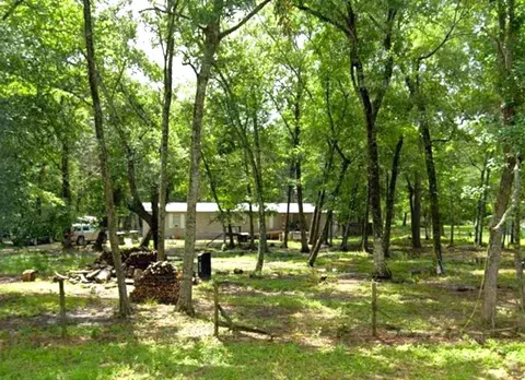 447 County Road 410, Dayton, TX 77535