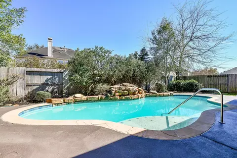1735 Lake Charlotte Ln, Richmond, TX 77406