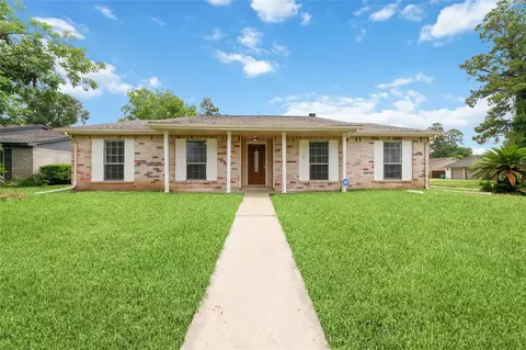 23802 Verngate Dr, Spring, TX 77373