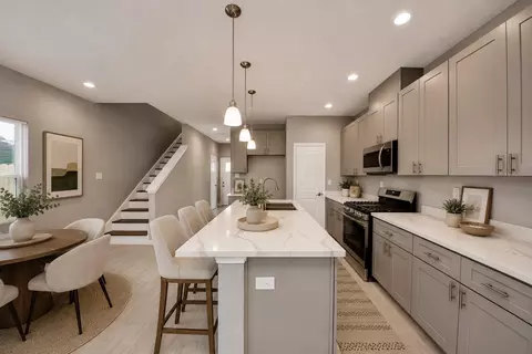 4013 Elmwood St, Houston, TX 77051