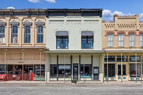 1008 Milam St, Columbus, TX 78934