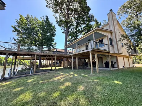 Exterior - 83 Lakeside, Trinity, TX 75862 photo 5 of 13