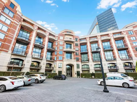 5005 Hidalgo St #613, Houston, TX 77056
