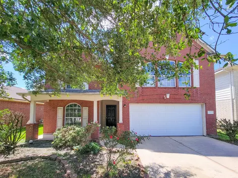 2322 Oxford Pt, Houston, TX 77014