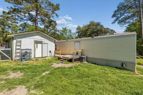 Exterior - 152 E Oak Shadows, Onalaska, TX 77360 photo 1 of 1